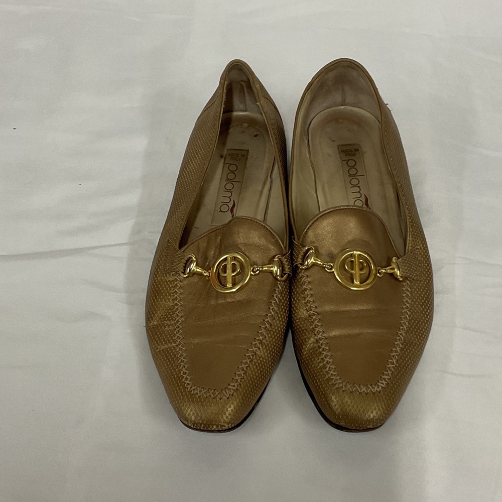 EUC Woman’s Paloma loafers